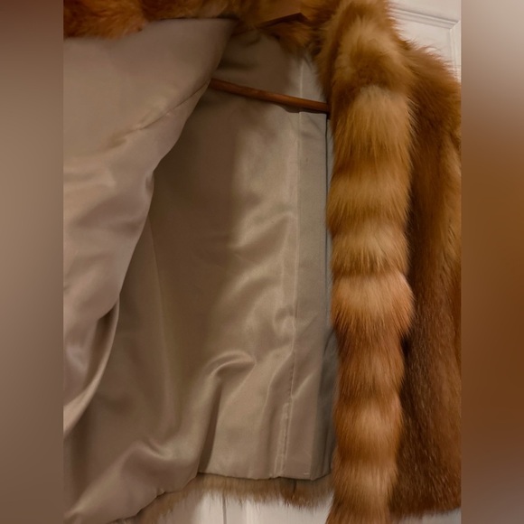 EUC Vintage Fox Fur Women’s Coat - Picture 2 of 2